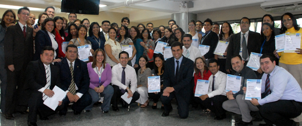 Ganadores del reconocimiento ala excelencia en el servicio Seguros Caracas de Liberty Mutual